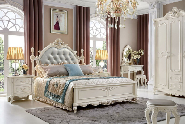 Klassiek Designer-Chesterfield-bed in wit Rococo-barokstijl.