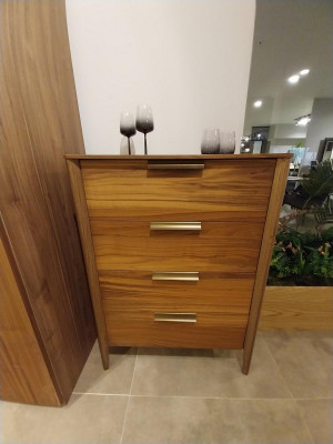 Luxe slaapkamer commode met 4 laden houten kast ontwerp meubels hout Nieuw.