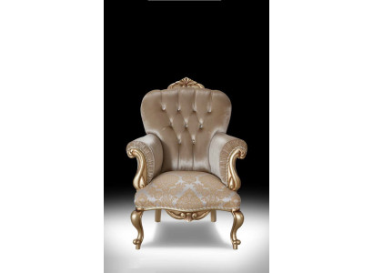 Klassieke fauteuil met beige decor en Chesterfield-ontwerp voor de woonkamer.