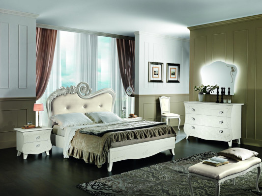 Klassiek bed Luxe bedden Chesterfield meubels Slaapkamer Barok Hotel Stof.